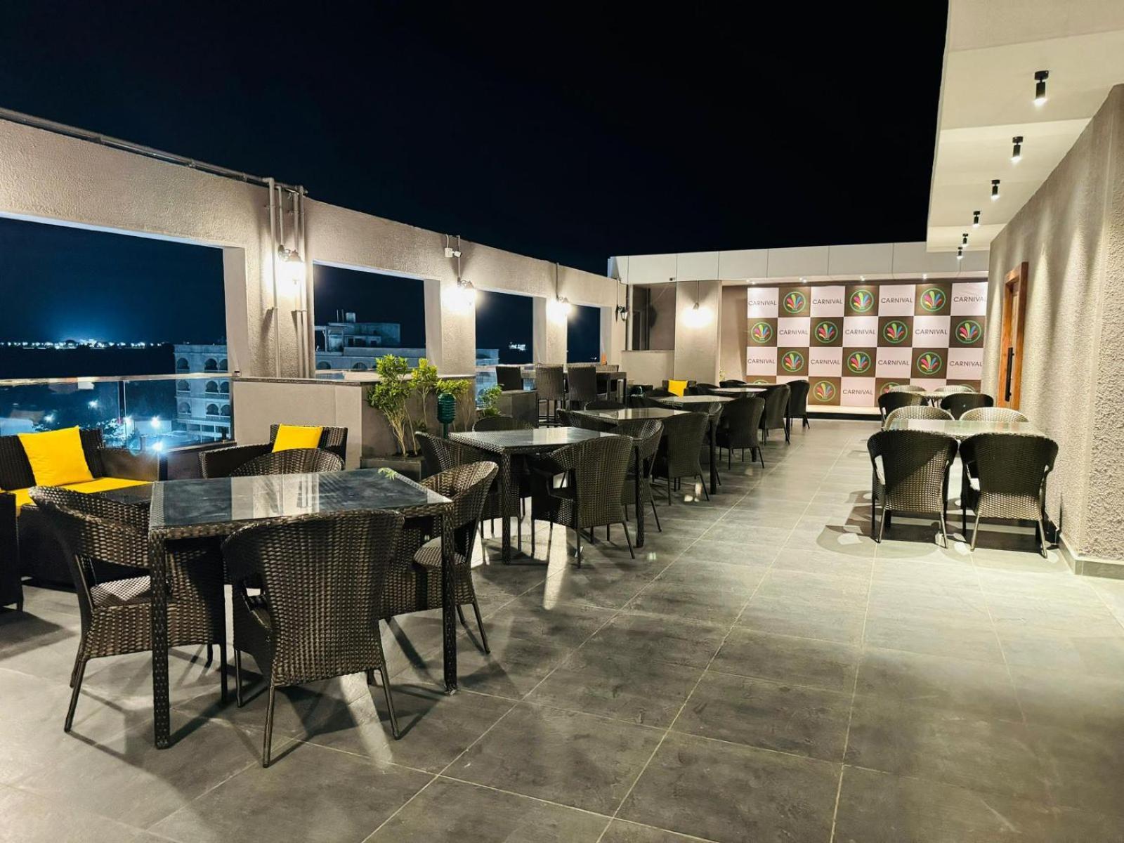 Hotel Carnival Parbhani ภายนอก รูปภาพ
